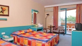 Angel Beach Hotel Tosmur 外观 照片