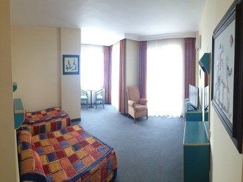 Angel Beach Hotel Tosmur 外观 照片
